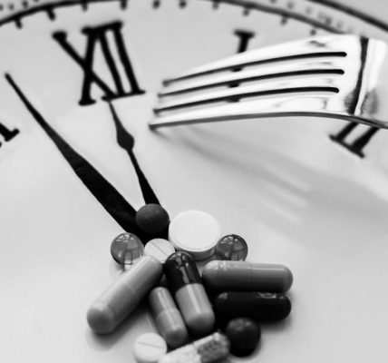 white round analog wall clock